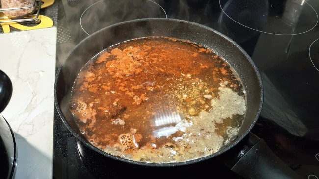 simmering-water-and-spices