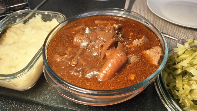 slow-cooked-beef-brisket-in-serving