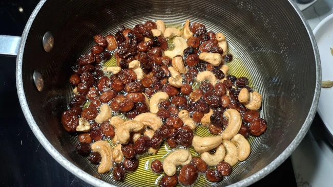 plump-fruit-and-nuts-toasted