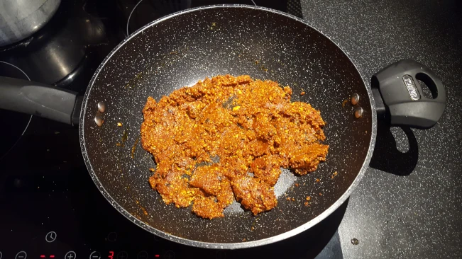 cashew nuts mixed with spices for butter chicken cashew nuts mixed with spices