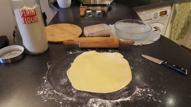 pastry lid for the chicken & gammon pie pastry lid rolled