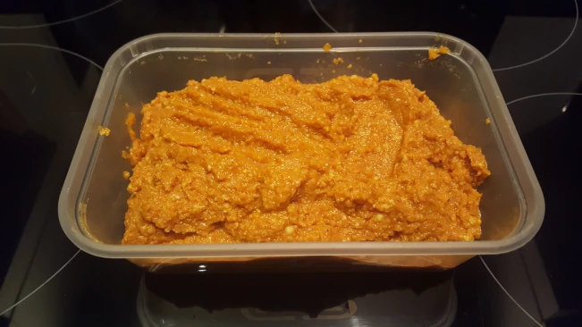 curry paste in a tub