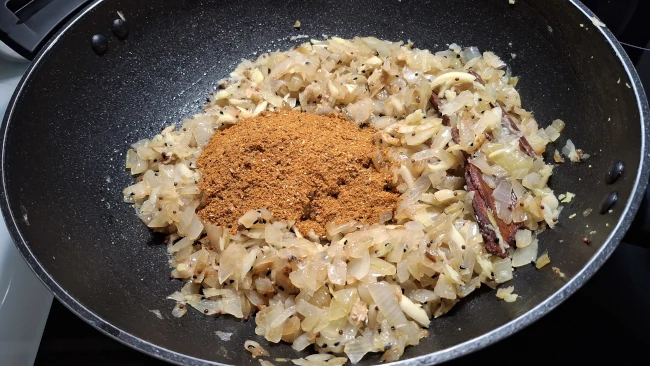 ground-spices-added-to-pan