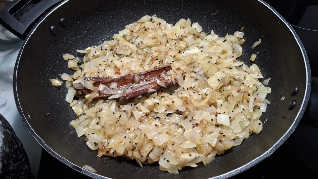 onions-borwned-in-a-pan