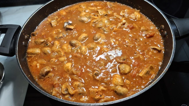 vindaloo-simmering