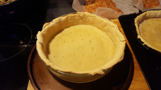 pie base blind baked