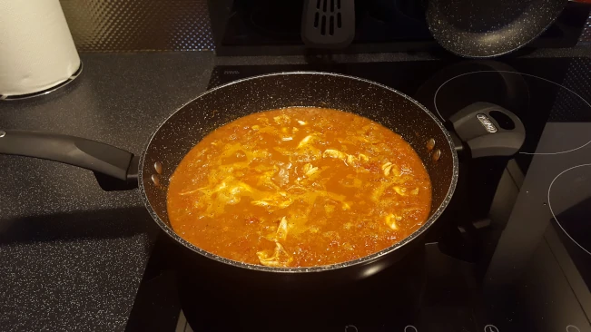 vindaloo vindaloo-simmering