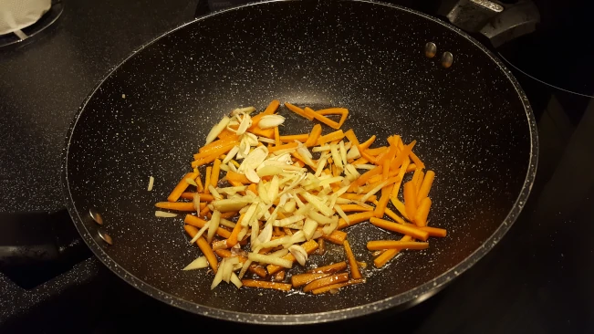 carrots ginger frying 1