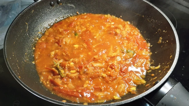 stock-added-to-sauce