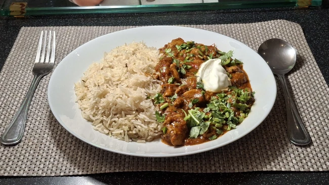cumin-and-cardomom-pilau-rice-chicken-rogan-josh-plated