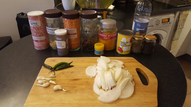 ingredients for dhal with fried spices ingredients for the dhal