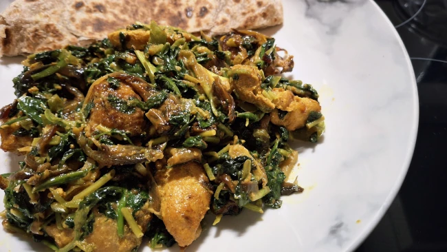 chicken and fenugreek close up