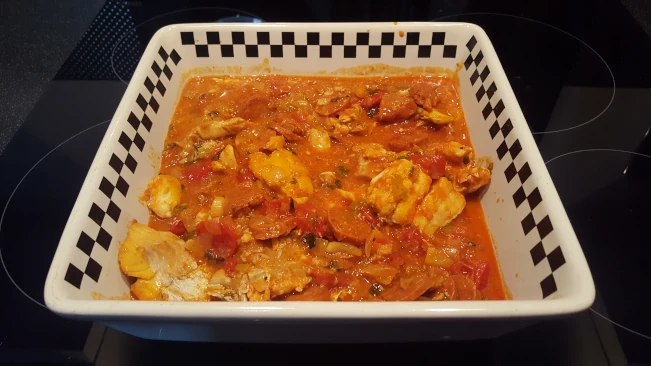 cooked pie filling tipped into square dish
