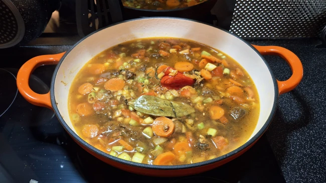 water added to beef and veg for jamaican beef & butter bean curry water added to beef and veg