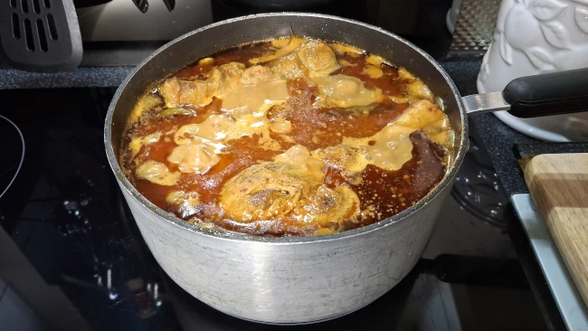 kosha-mangsho-simmering-in-pan