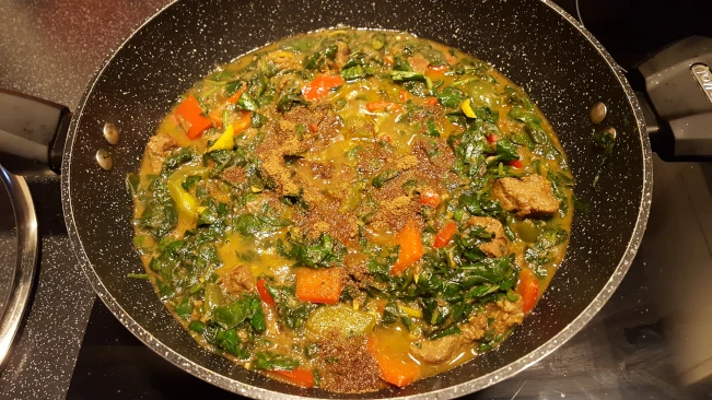 lamb curry with spinach garam masala added