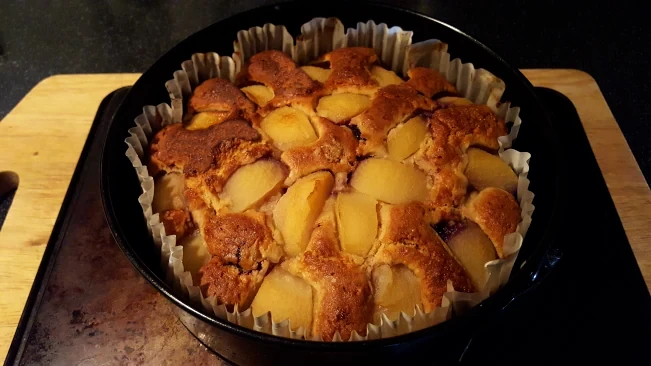 pear coconut blackberry cake baked 02