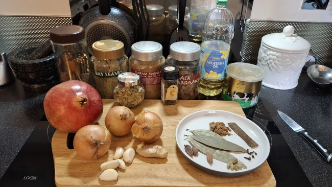 curry ingredients for pomegranate chicken curry ingredients curry