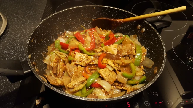 pork onions and peppers with paste mix