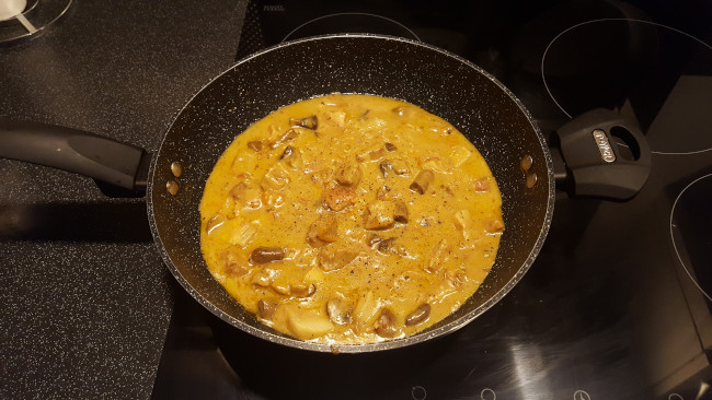 pork in creamy pepper sauce