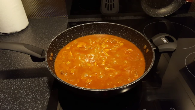 vindaloo-simmering