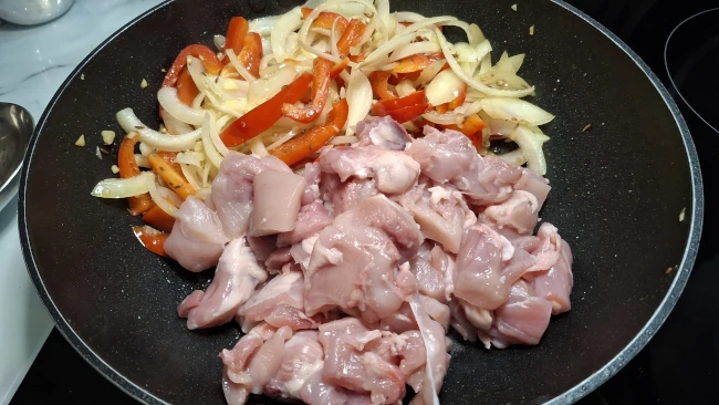 diced-chicken-added