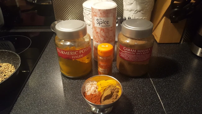 ground spices for rogan josh