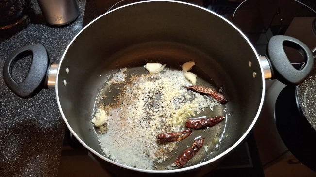spice base frying for Sambar spice base frying