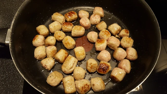 browning sausages 02
