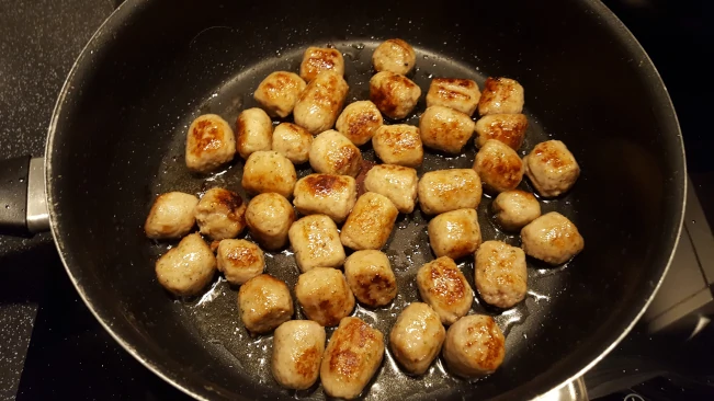 browning sausages 02