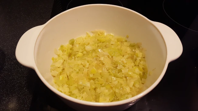 veg softened for smoked haddock in cheese sauce veg softened 01