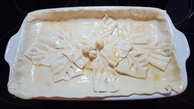 pie with raw pastry topping